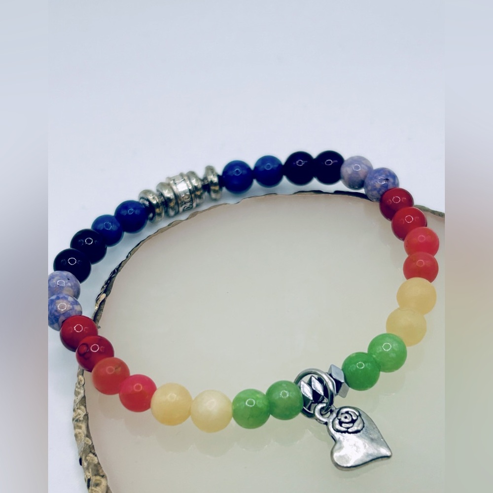 Stretchy Chakra Bead Bracelet with Silver Tone Heart Charm